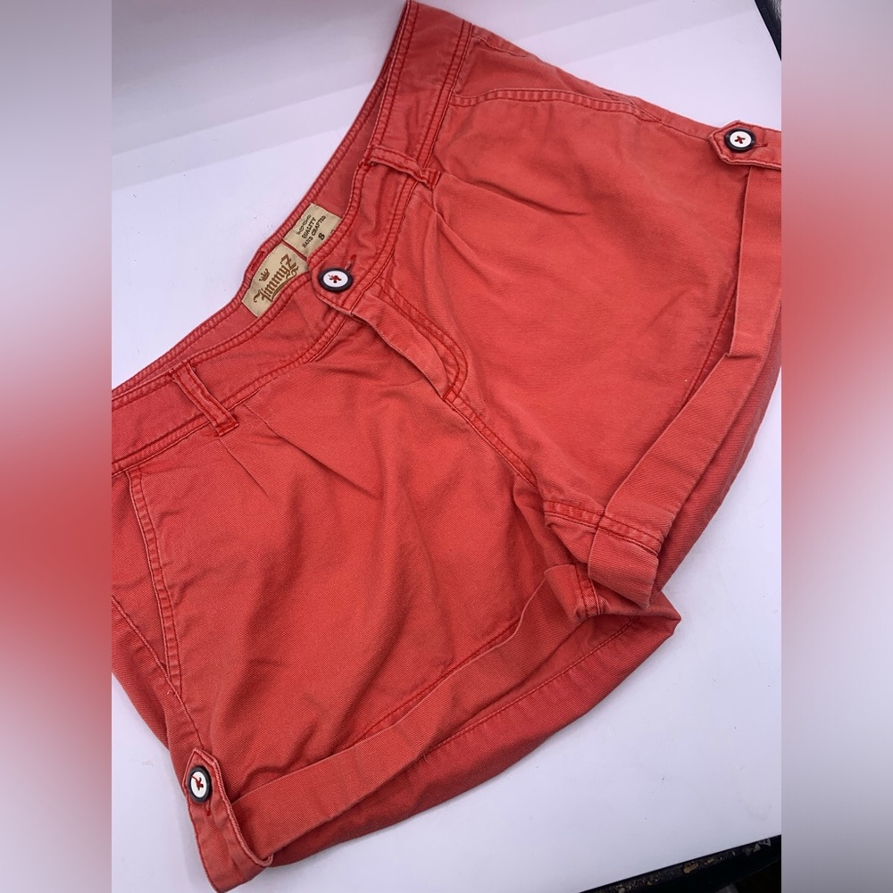 Jimmy Z Coral Cuffed Shorts Size 8
